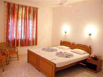 D'Souza'S Holiday Homes Candolim Esterno foto
